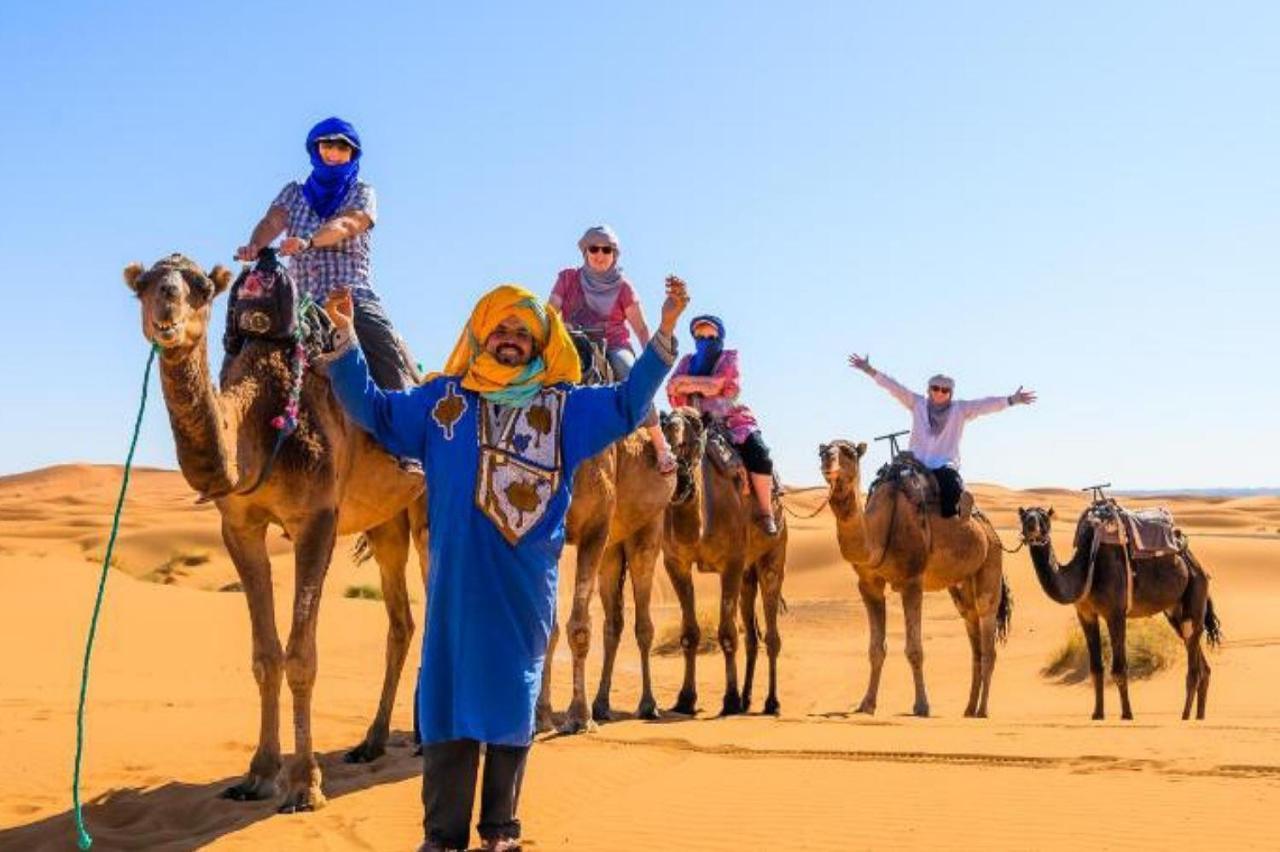 Roses Desert Camp 梅尔祖卡 外观 照片