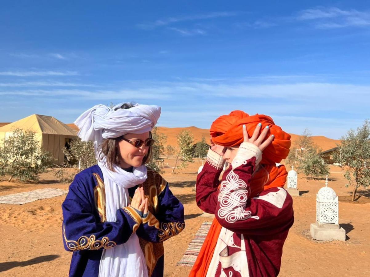 Roses Desert Camp 梅尔祖卡 外观 照片