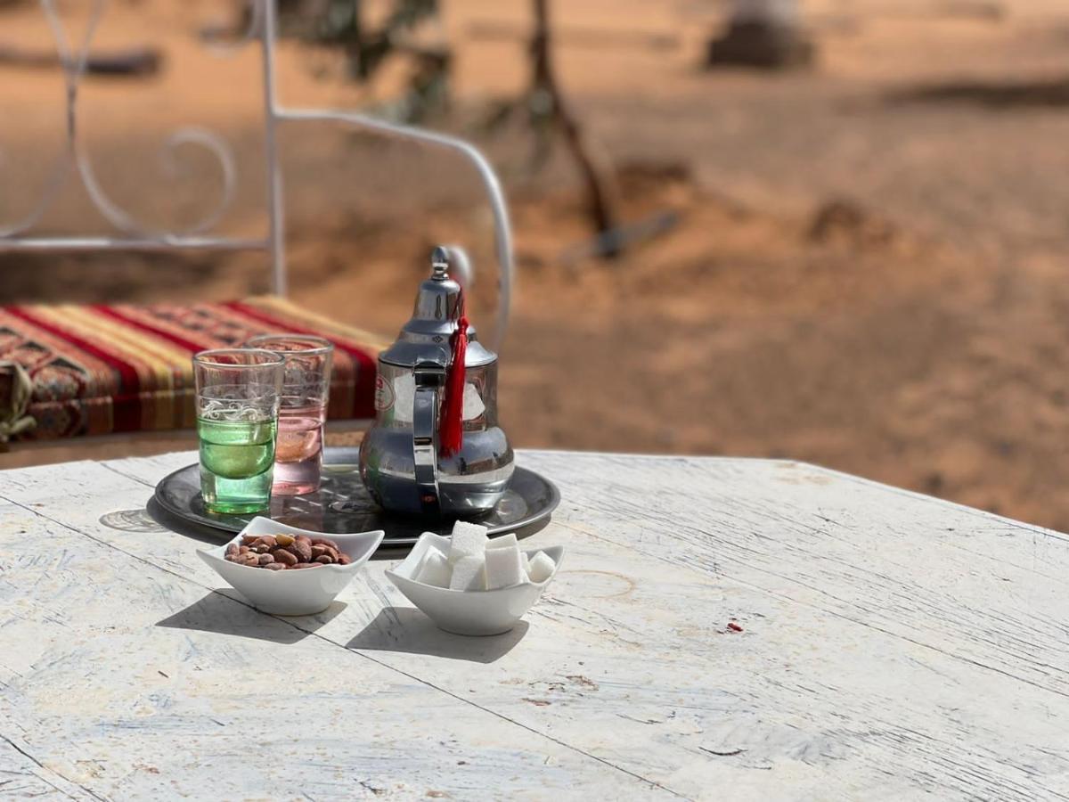 Roses Desert Camp 梅尔祖卡 外观 照片