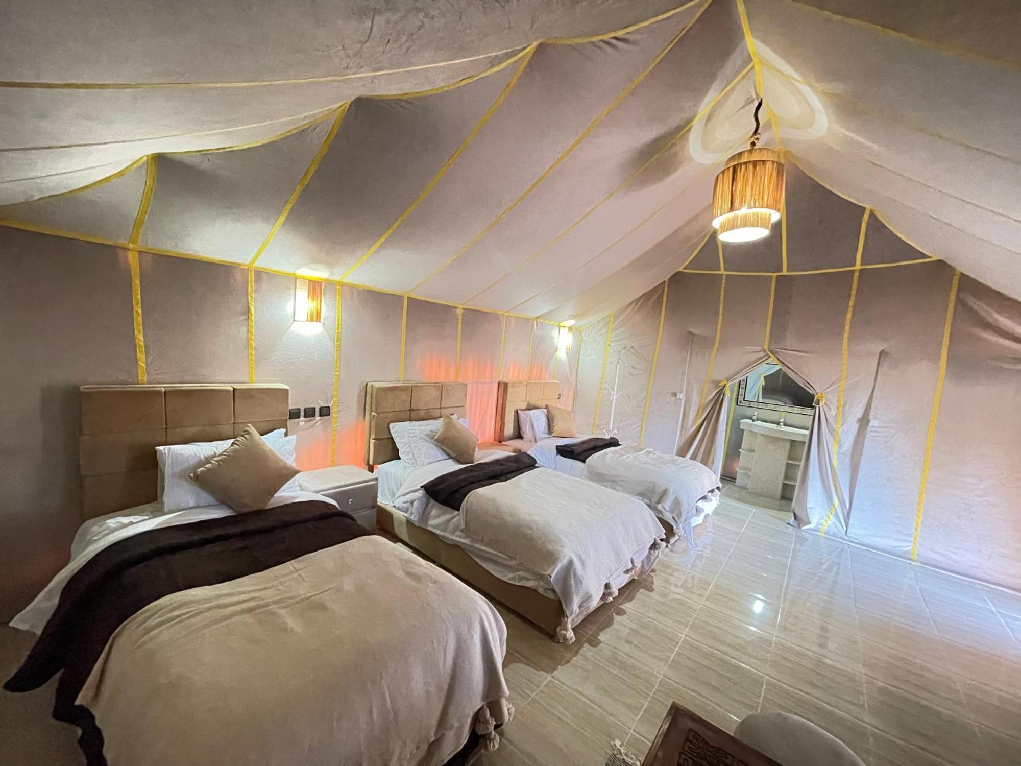Roses Desert Camp 梅尔祖卡 外观 照片