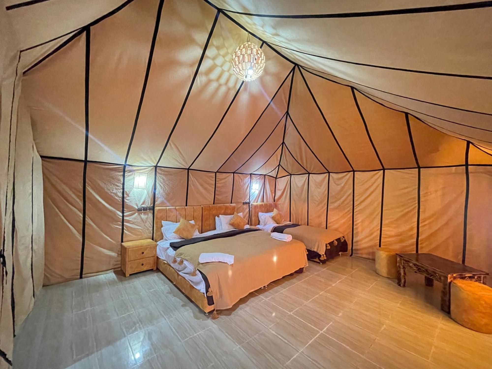 Roses Desert Camp 梅尔祖卡 外观 照片