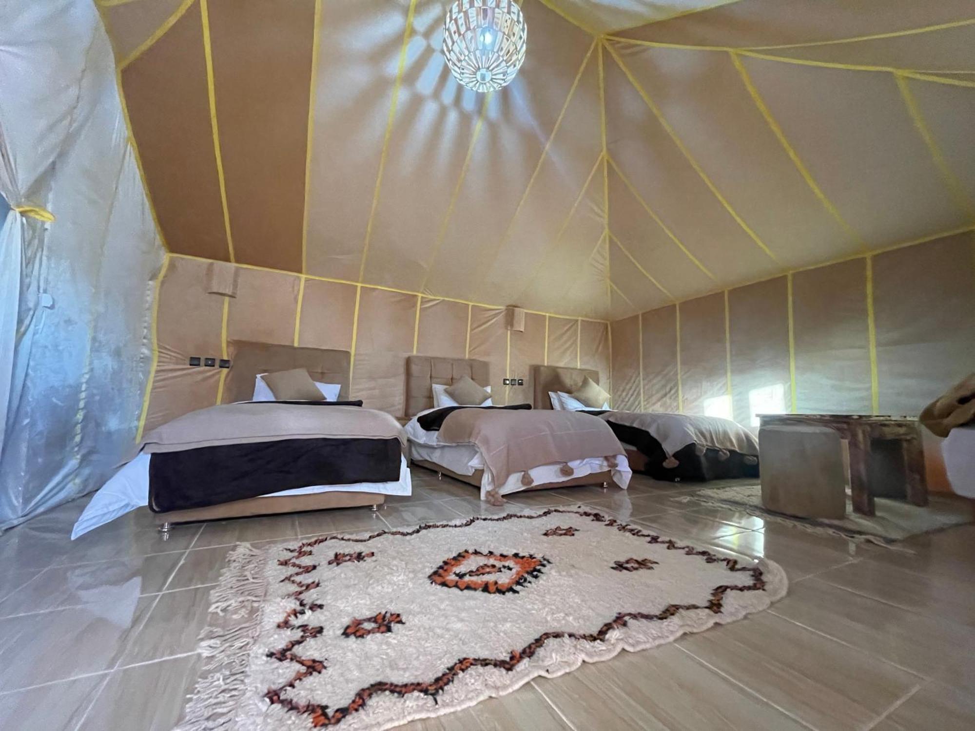 Roses Desert Camp 梅尔祖卡 外观 照片