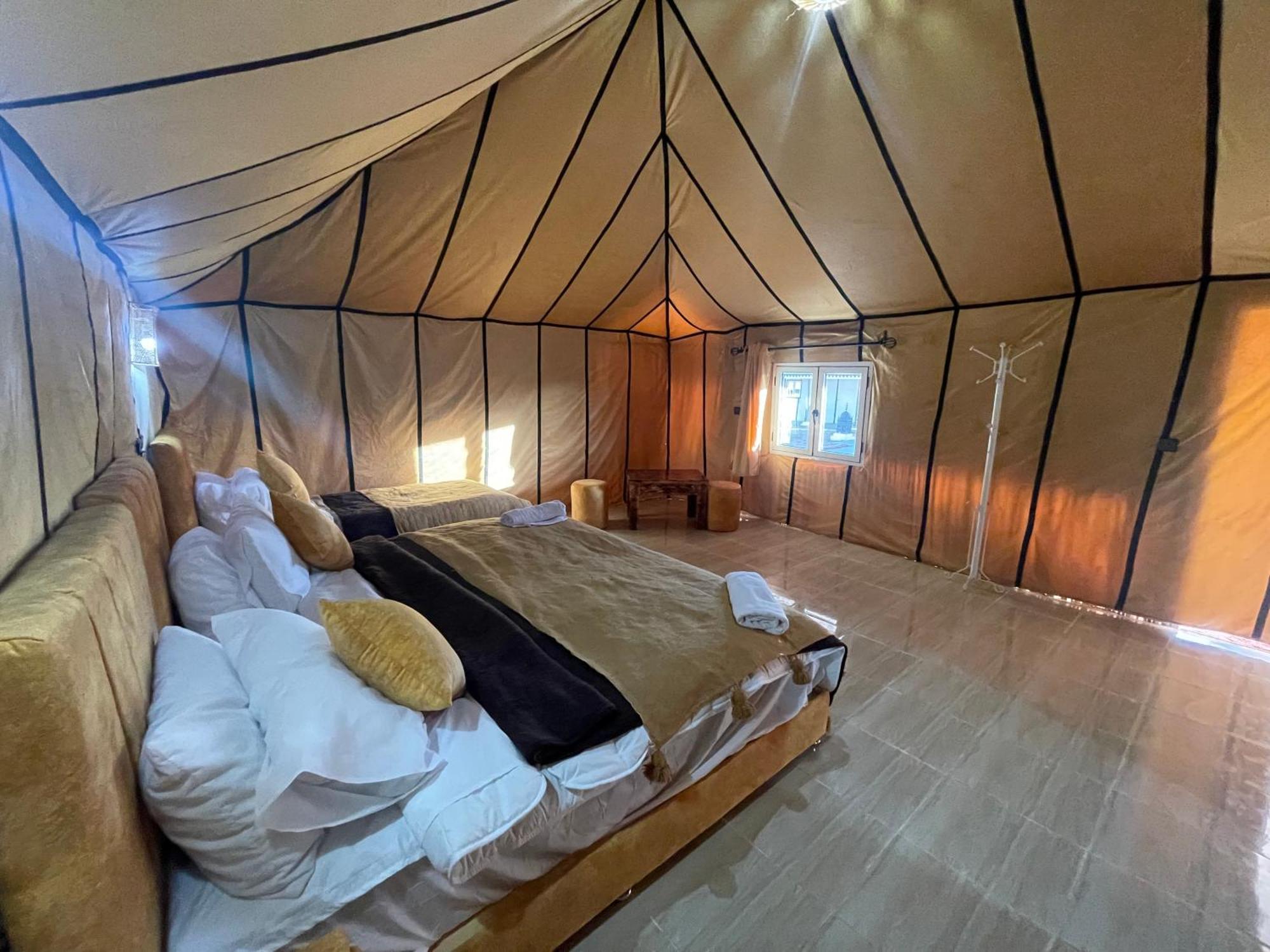 Roses Desert Camp 梅尔祖卡 外观 照片